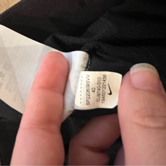 Nike Golf Men's Black Flat Front Shorts - Picture 6 of 7